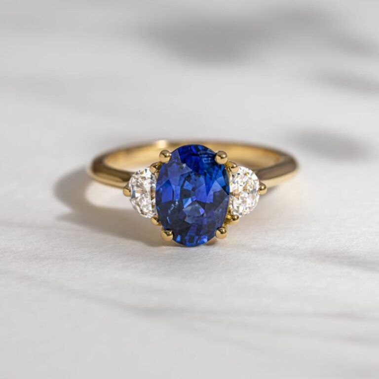 Sapphire Gold Engagement Rings